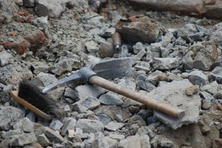 Time Team’s archaeologists showed us how experts can ruthlessly unpick a hoax