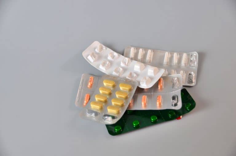 Does pill packet branding change the placebo response, or is this just another placebo myth?
